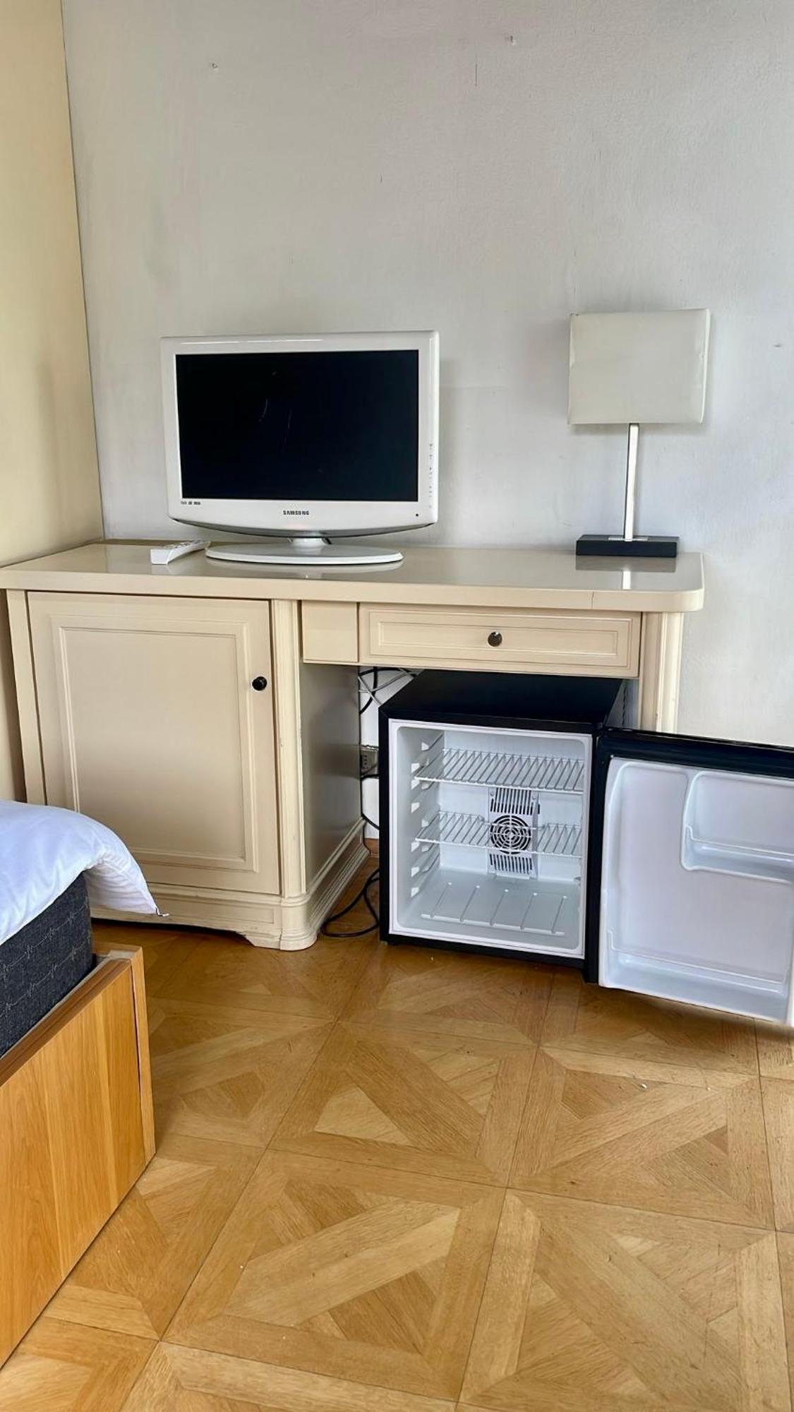 See-Hotel Seeschau - Direkt Am Bodenseeufer Reichenau Dış mekan fotoğraf