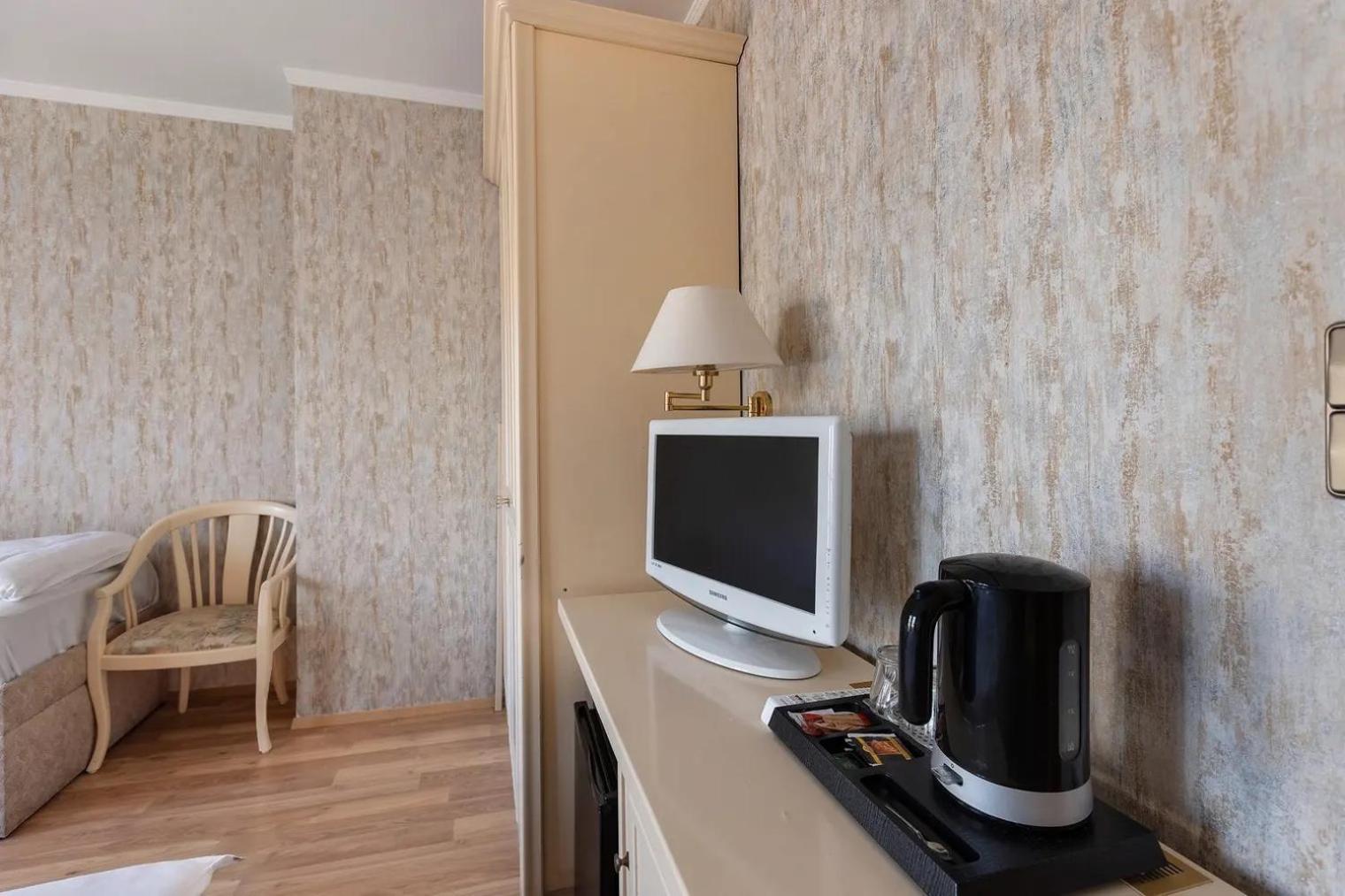 See-Hotel Seeschau - Direkt Am Bodenseeufer Reichenau Dış mekan fotoğraf