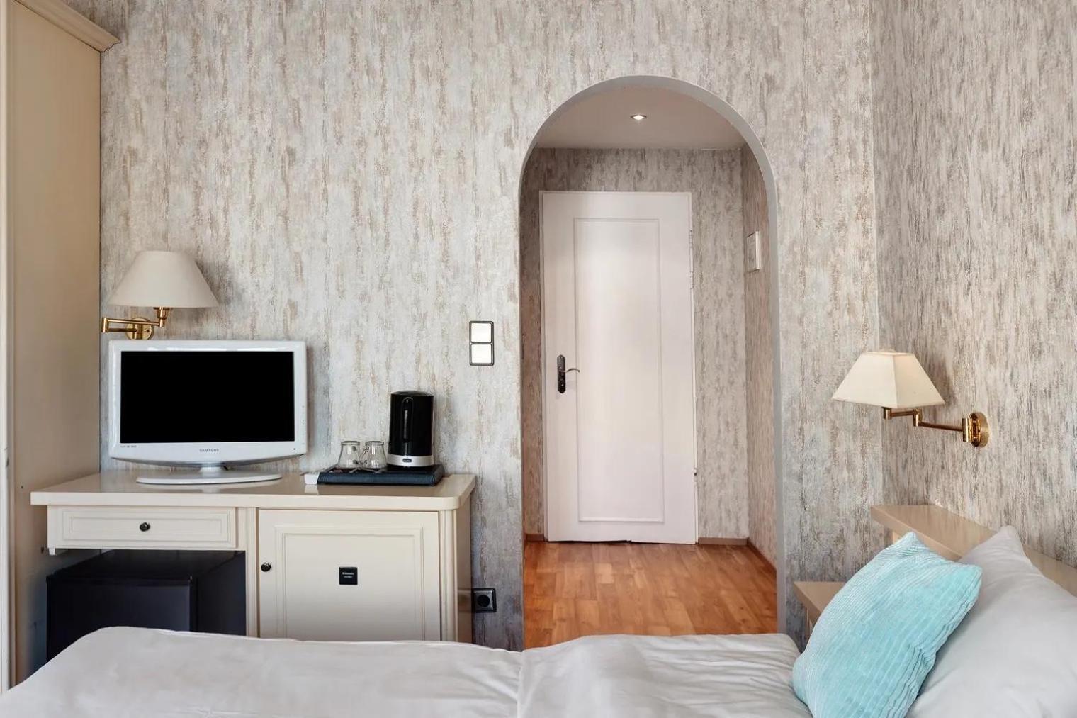 See-Hotel Seeschau - Direkt Am Bodenseeufer Reichenau Dış mekan fotoğraf